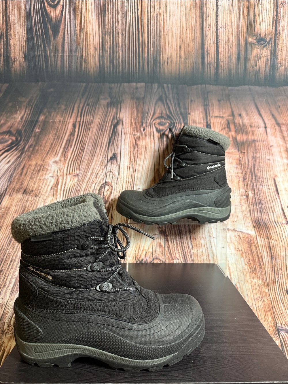 Columbia Cascadian Trinity Winter Snow Boots Womens Sz 8